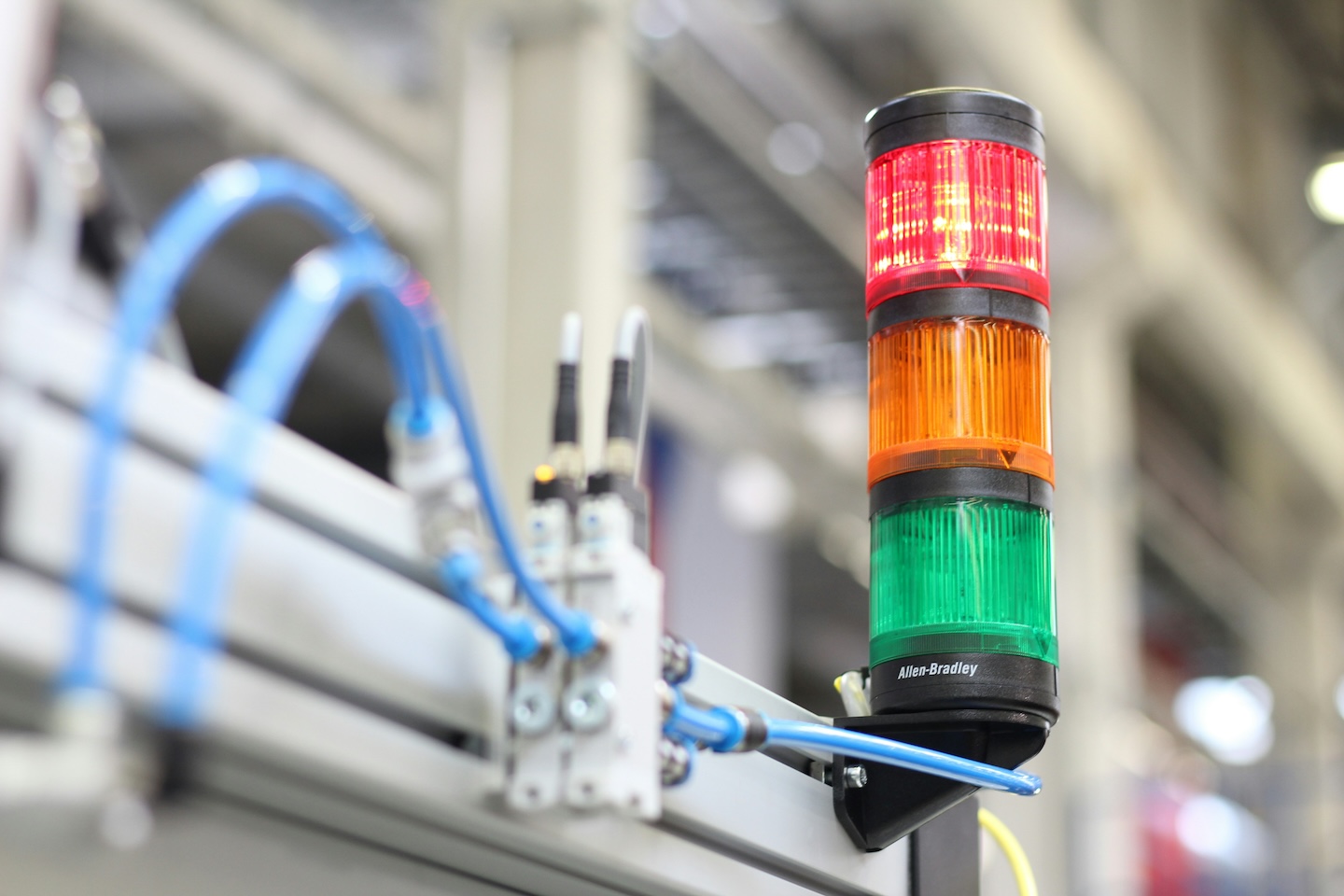 Manufacturing safety light